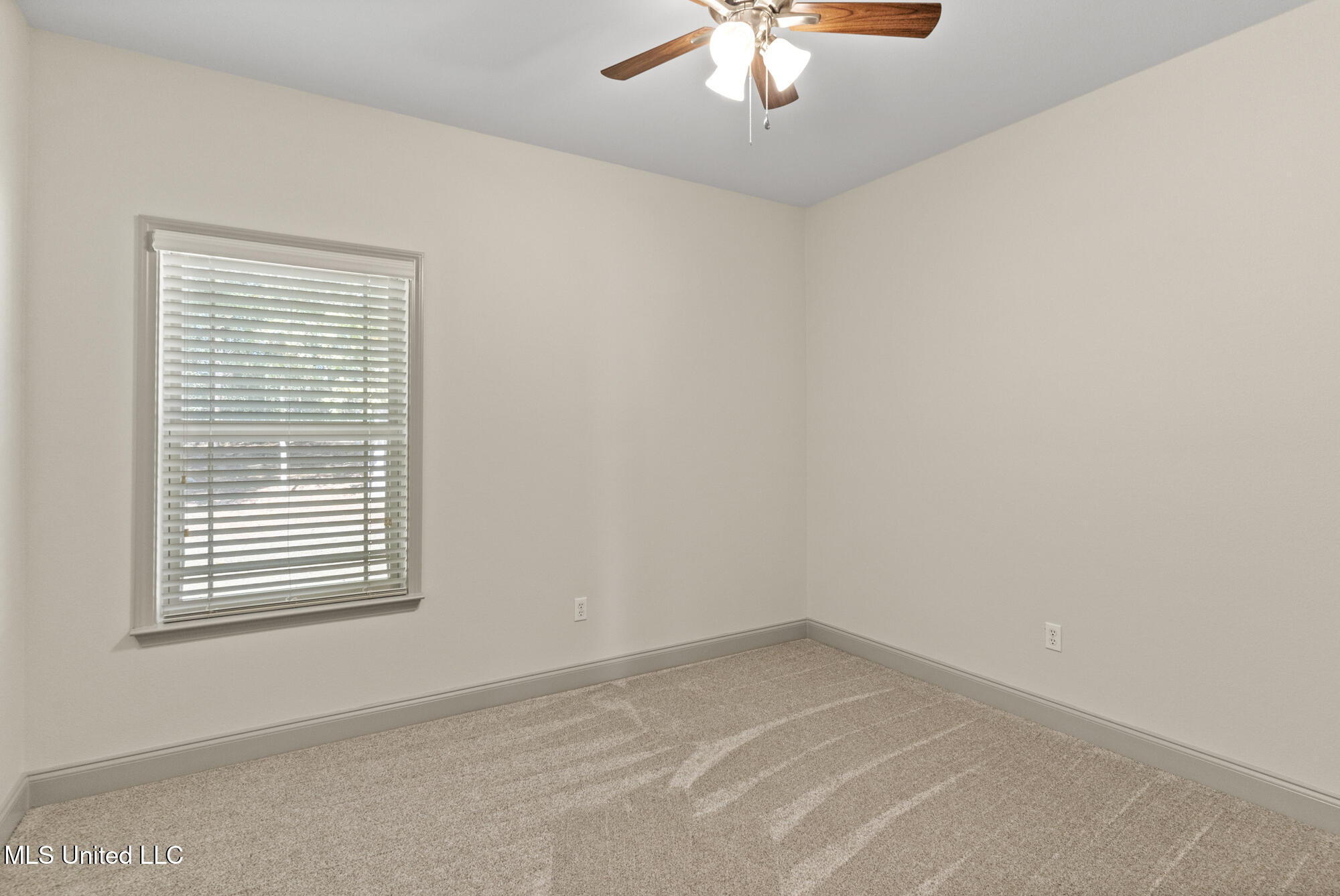 14 East Yellowstone Road Hattiesburg, MS 39402 - Photo 26 of 48 ghubphoto_034