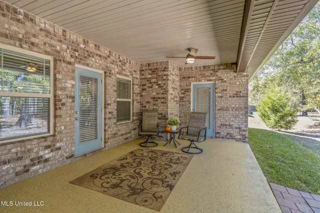 $419,000 | 14 East Yellowstone Road, Hattiesburg, MS 39402