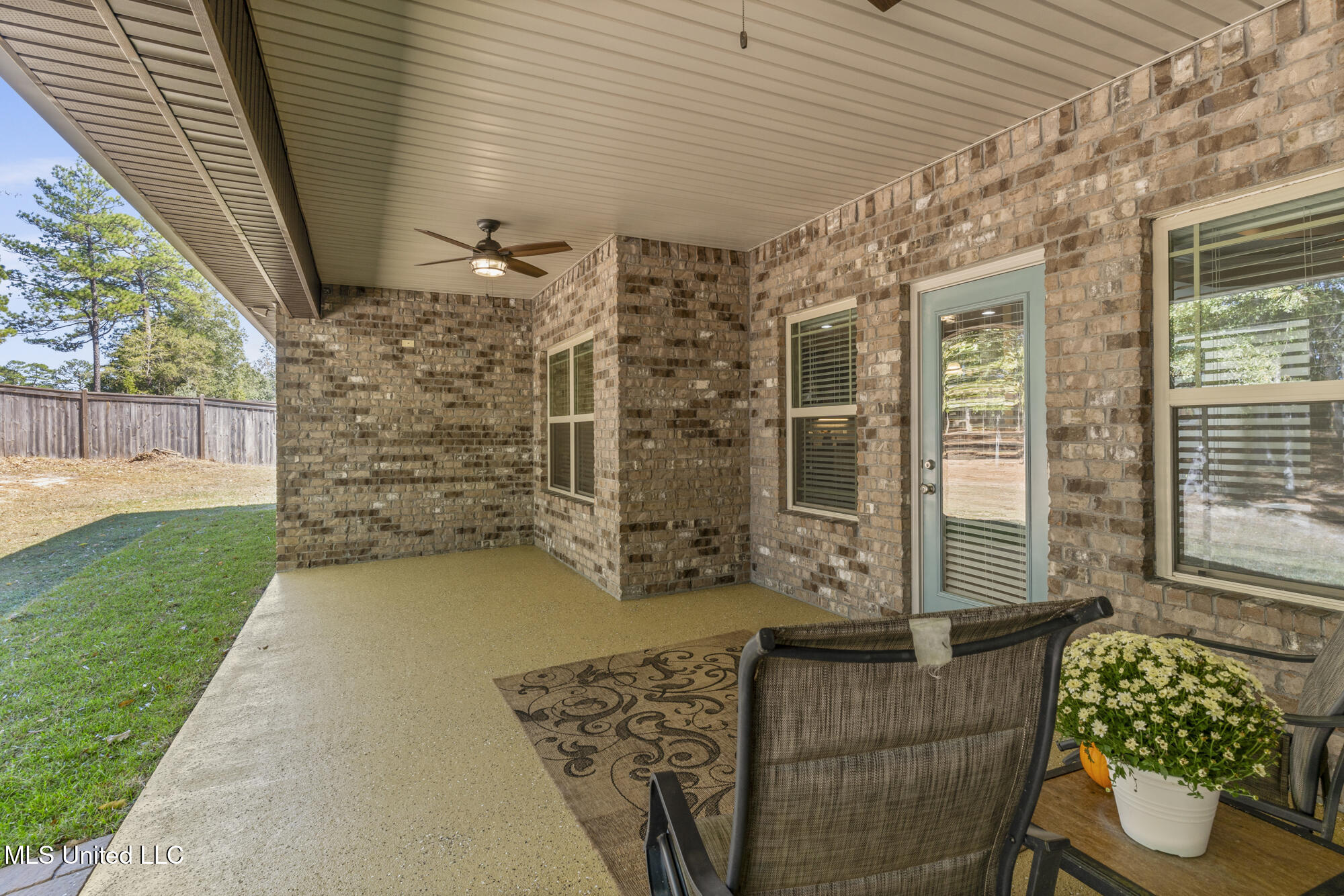 14 East Yellowstone Road Hattiesburg, MS 39402 - Photo 34 of 48 ghubphoto_043