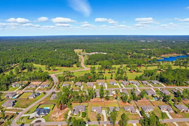 $419,000 | 14 East Yellowstone Road, Hattiesburg, MS 39402