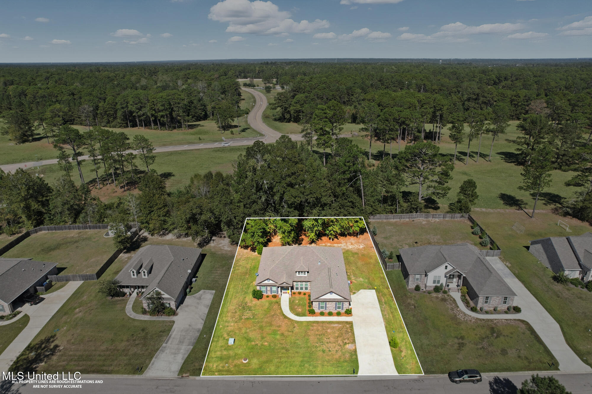 14 East Yellowstone Road Hattiesburg, MS 39402 - Photo 4 of 48 dji_0044e