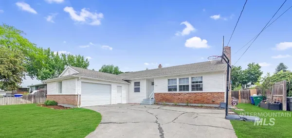$435,000 | 3509 8th St C, Lewiston, ID 83501