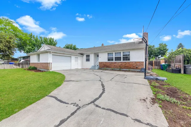 $459,000 | 3509 8th St C, Lewiston, ID 83501