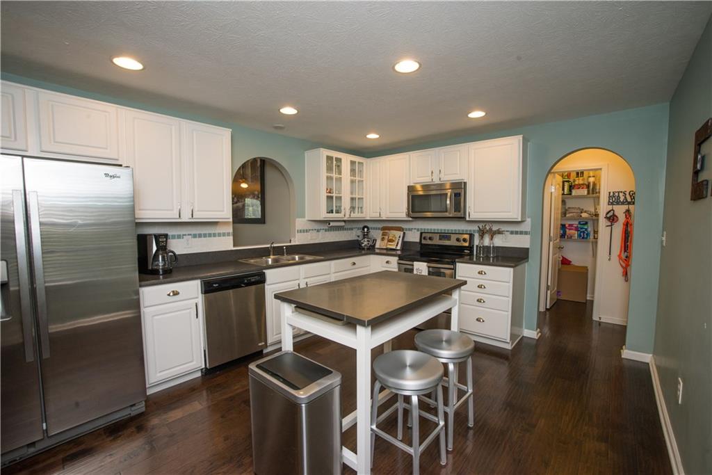 5791 Pebblebrooke Road Whitestown, IN 46075 - Photo 4 of 30