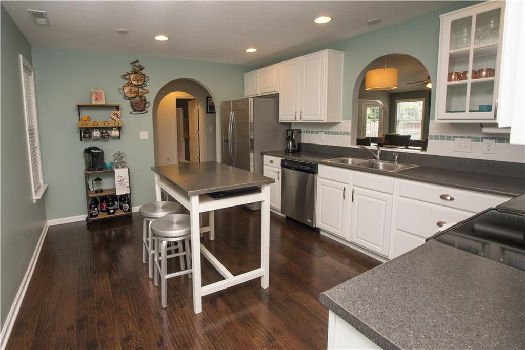 5791 Pebblebrooke Road Whitestown, IN 46075 - Photo 5 of 30