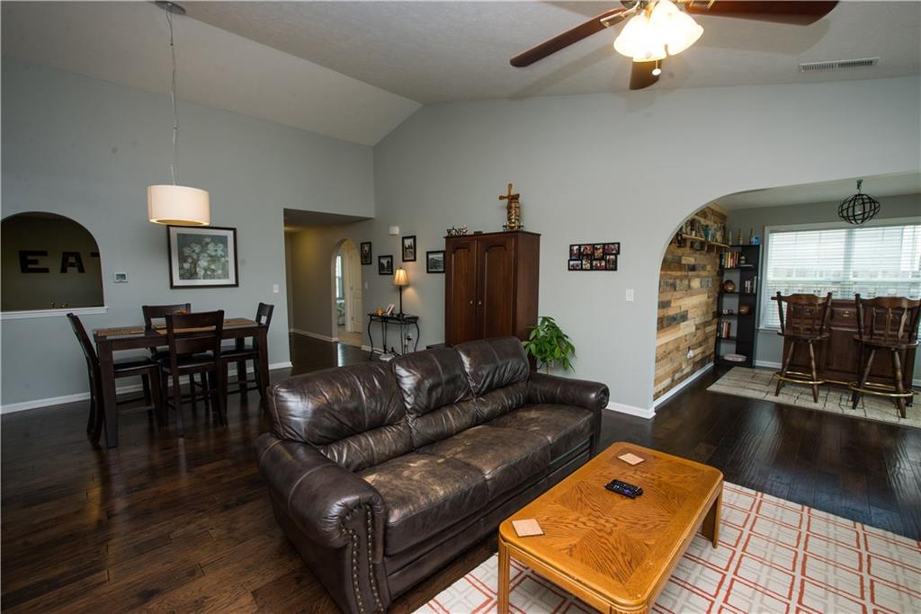 5791 Pebblebrooke Road Whitestown, IN 46075 - Photo 8 of 30