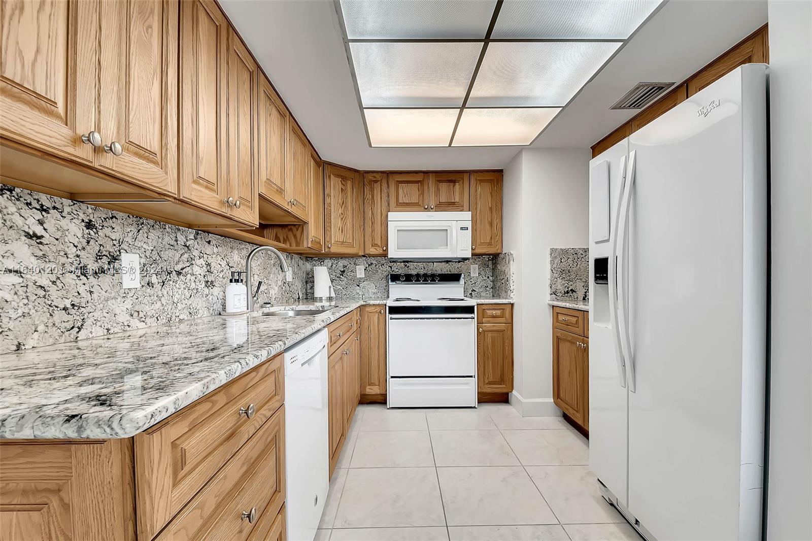 11535 Southwest 109th Road, Unit 22C Miami, FL 33176 - Photo 8 of 36 Gallery Image 8