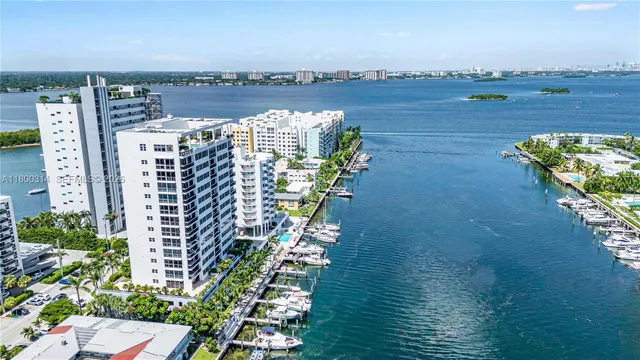 $1,290,000 | 7929 West Drive, Unit PH1601, North Bay Village, FL 33141