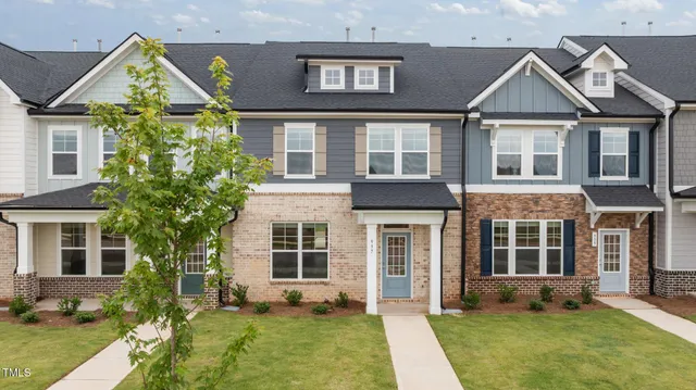 $325,000 | 937 Alma Railway Drive, Unit 555, Youngsville, NC 27596