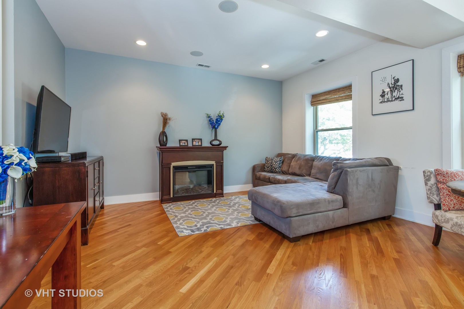 3510 North Springfield Avenue, Unit 2N Chicago, IL 60618 - Photo 2 of 10