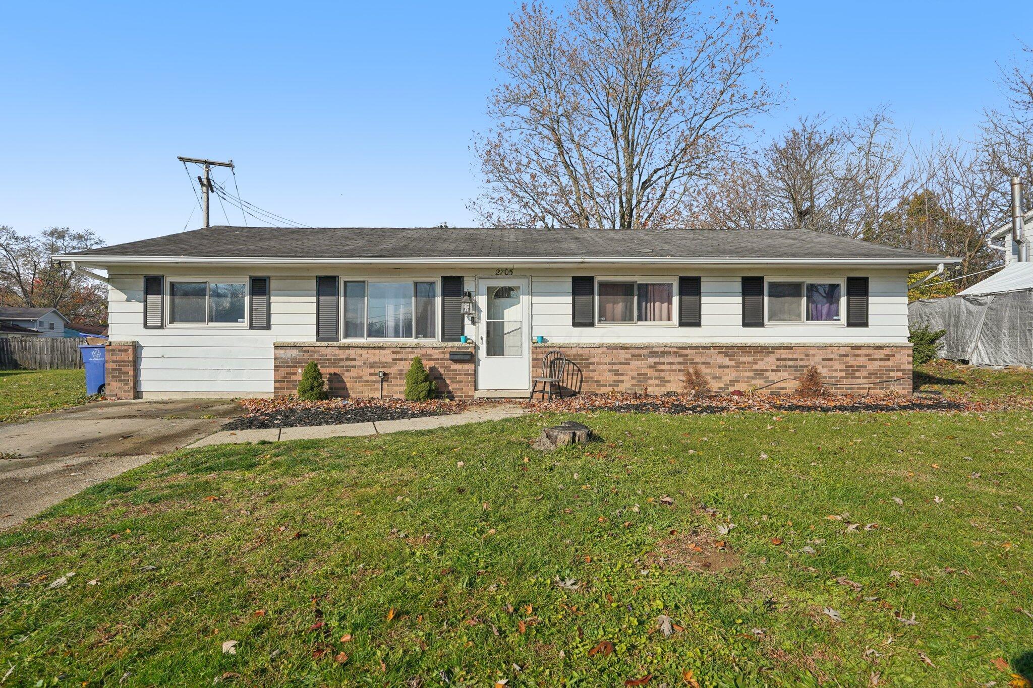 2705 Denmark Road Columbus, OH 43232 - Photo 4 of 43 4-web-or-mls-Denmark Rd-S2011-004