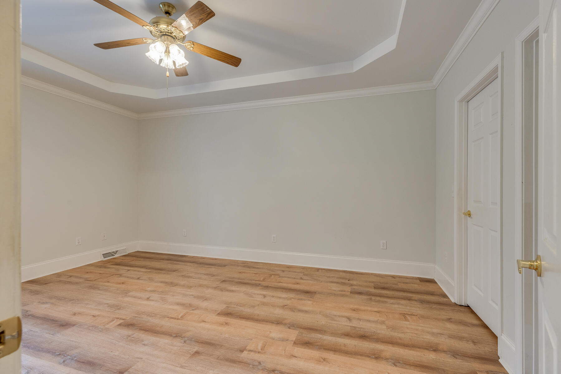 3917 Leaf Point Kingsport, TN 37663 - Photo 18 of 45 018