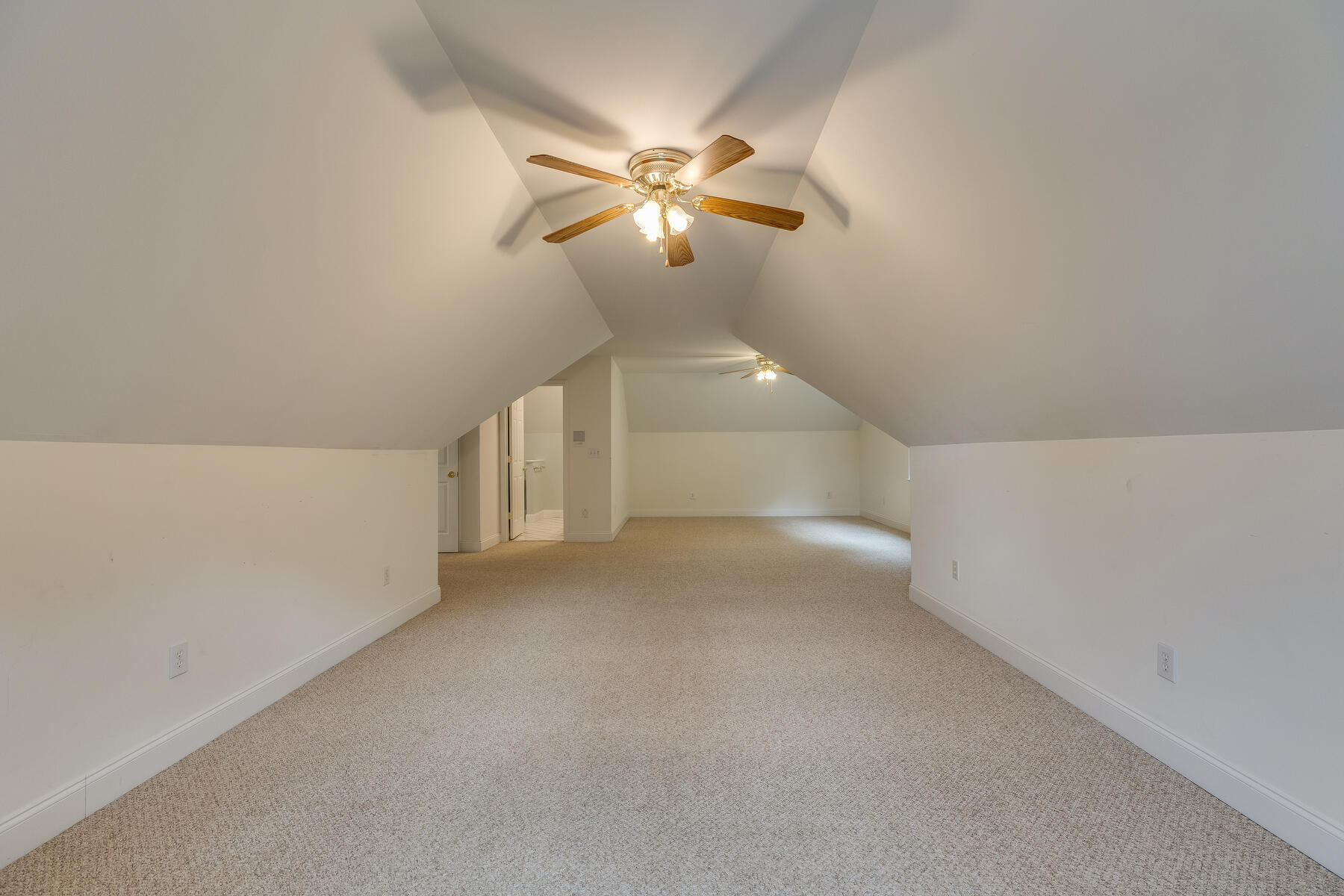 3917 Leaf Point Kingsport, TN 37663 - Photo 26 of 45 026