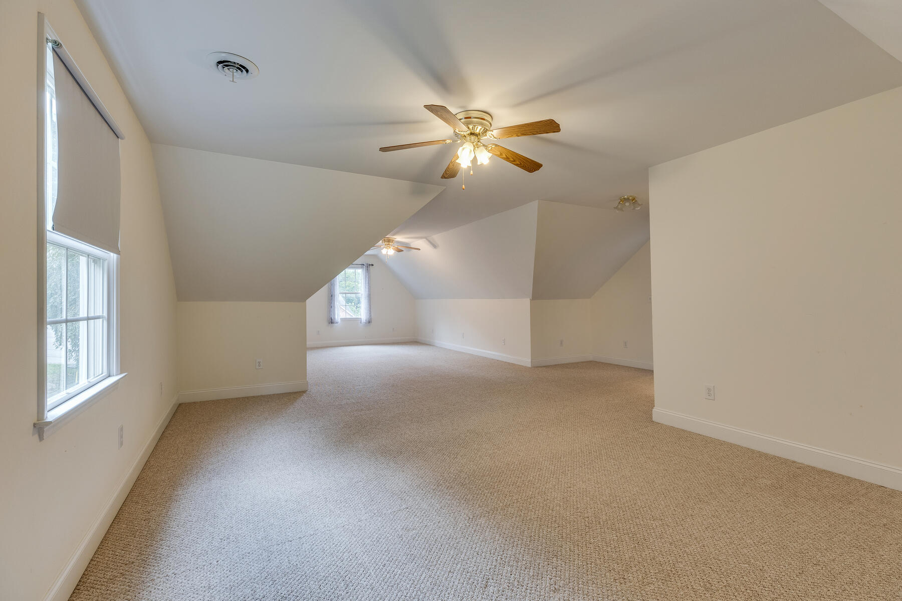 3917 Leaf Point Kingsport, TN 37663 - Photo 27 of 45 027