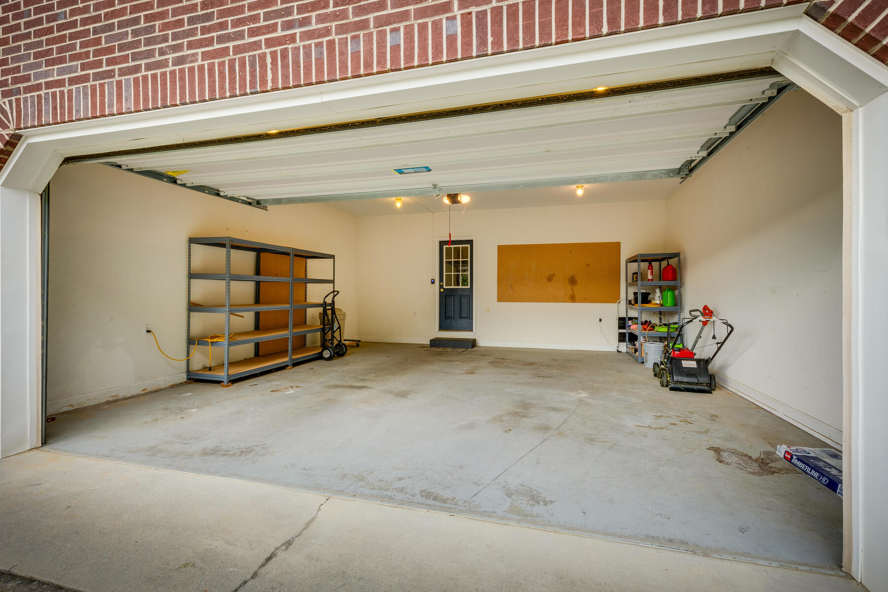 3917 Leaf Point Kingsport, TN 37663 - Photo 41 of 45 041
