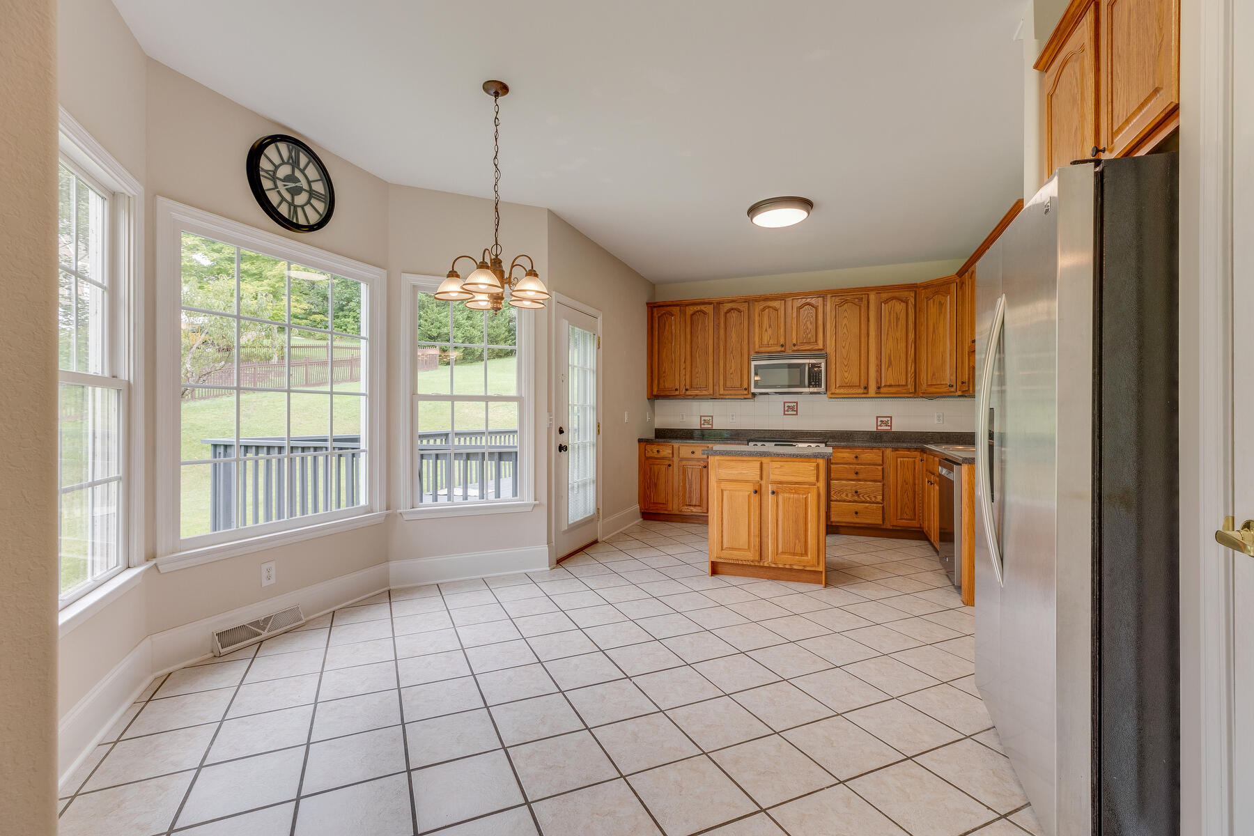 3917 Leaf Point Kingsport, TN 37663 - Photo 10 of 45 010