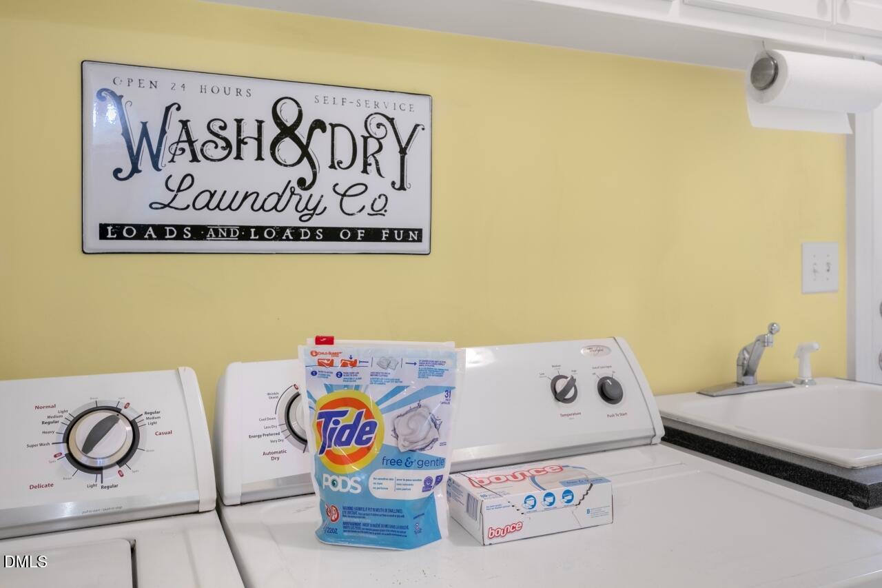 9199 Fox Run Road Bailey, NC 27807 - Photo 11 of 36 Main Level Laundry