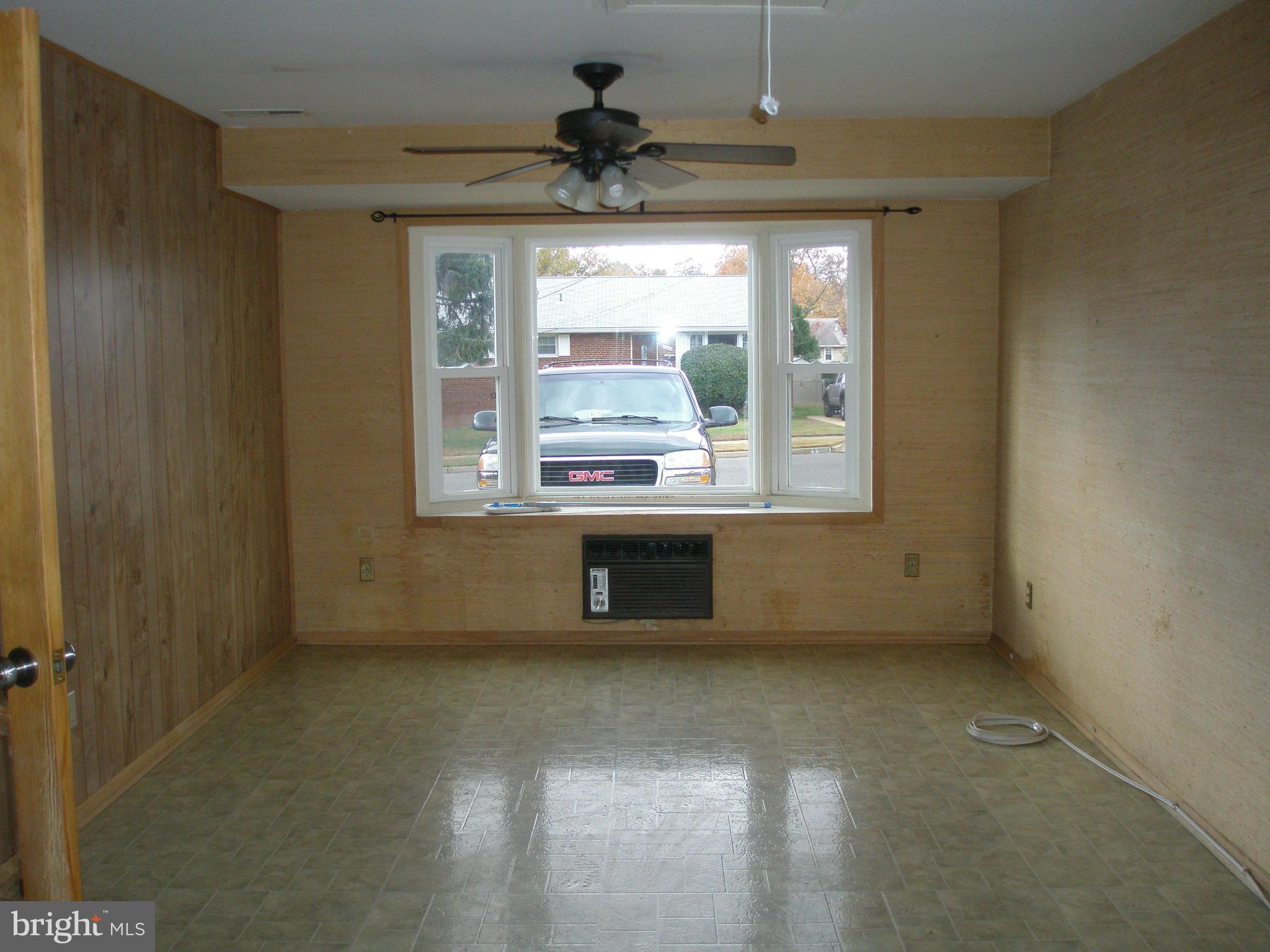 5305 Oldcastle Lane Springfield, VA 22151 - Photo 13 of 22 Family Room