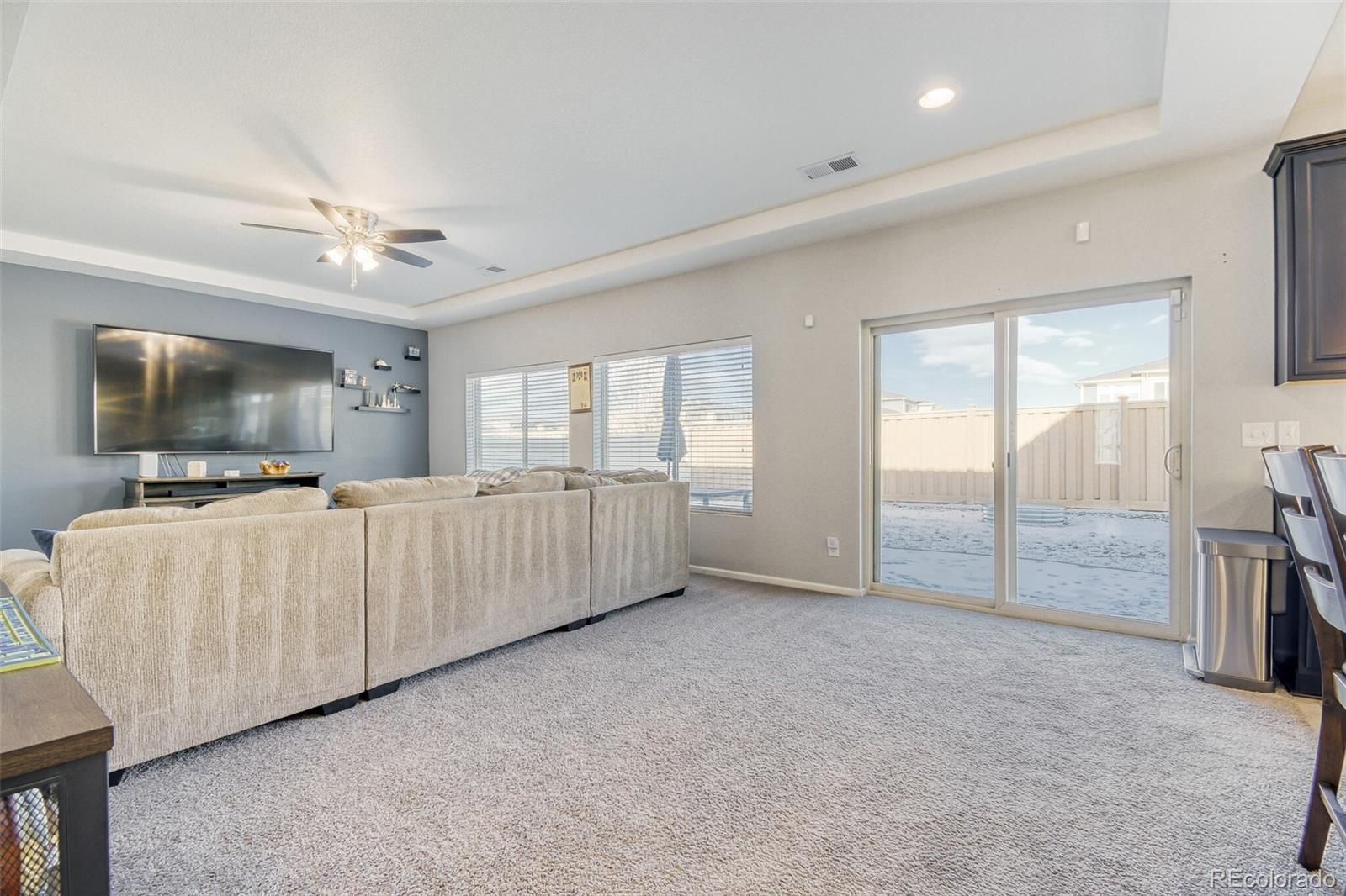 18977 Randolph Place Denver, CO 80249 - Photo 11 of 44