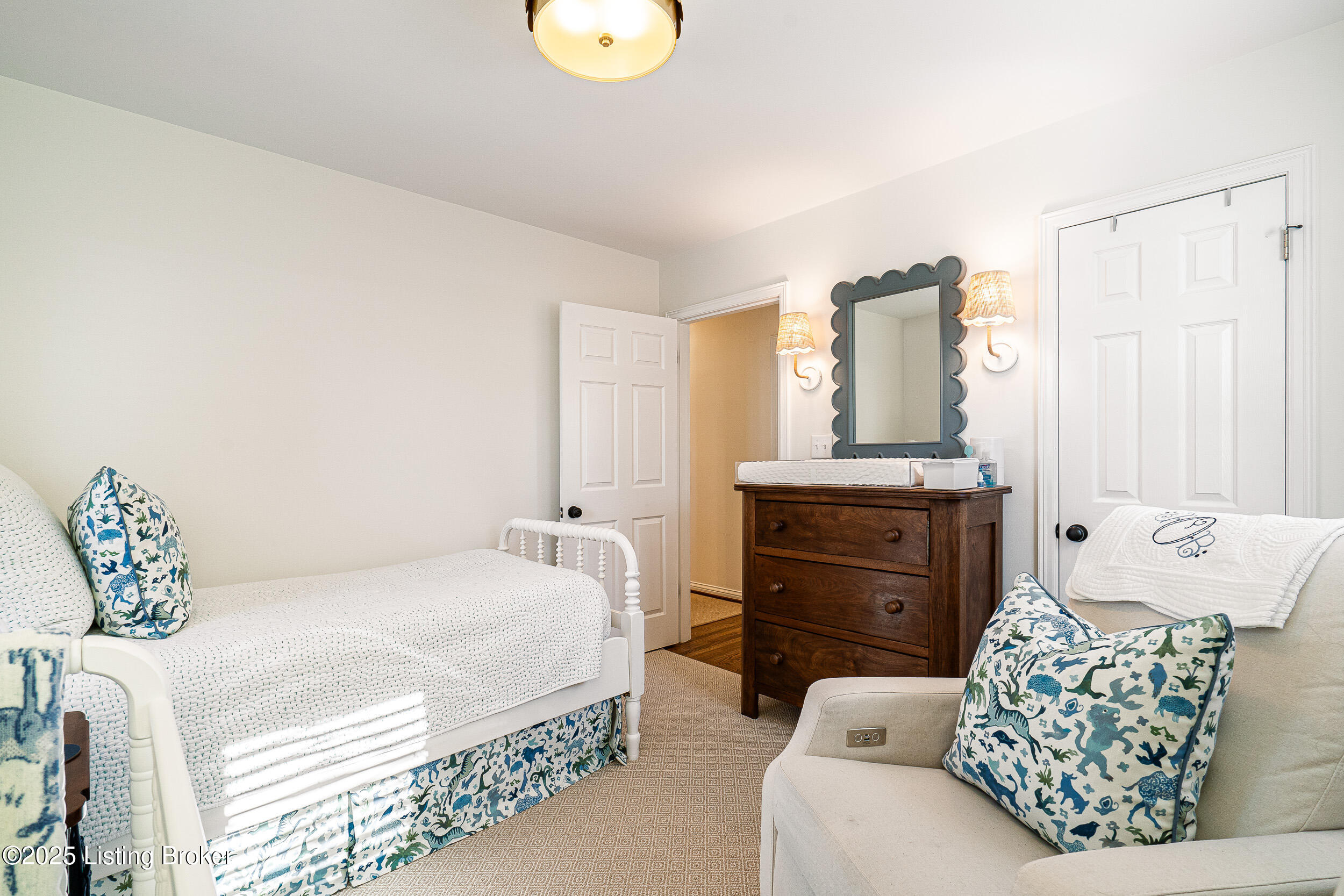 208 Bramton Road Louisville, KY 40207 - Photo 33 of 58 208 Bramton Rd-47