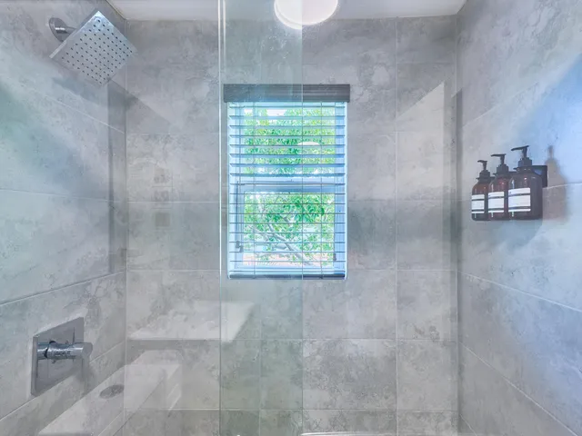 $1,650 | 2020 Washington Street, Unit 4, Hollywood, FL 33020