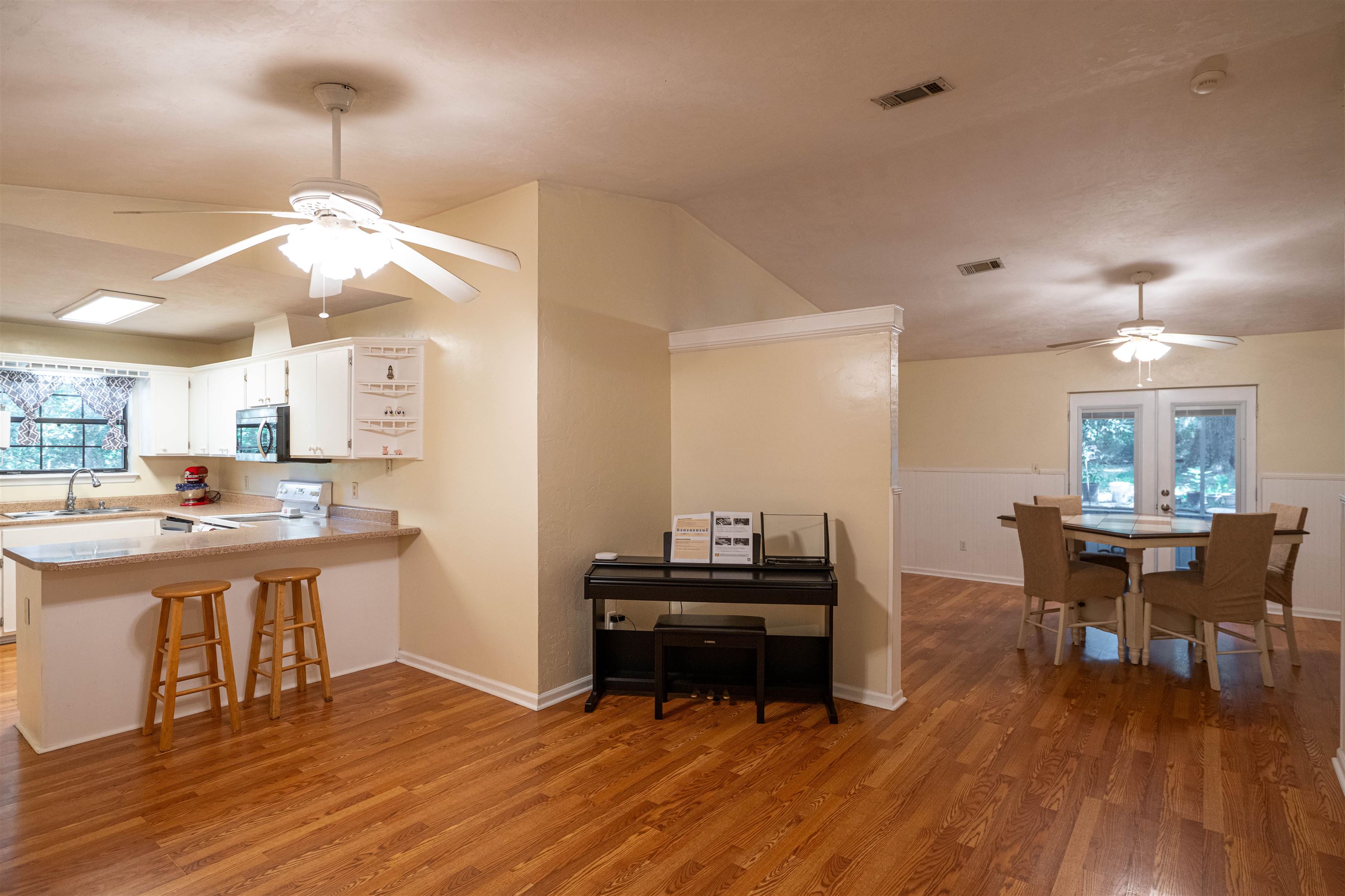 5432 Grove Valley Road Tallahassee, FL 32303 - Photo 3 of 28