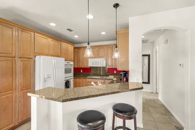 $395,000 | 80323 Avenida Linda Vista, Indio, CA 92203