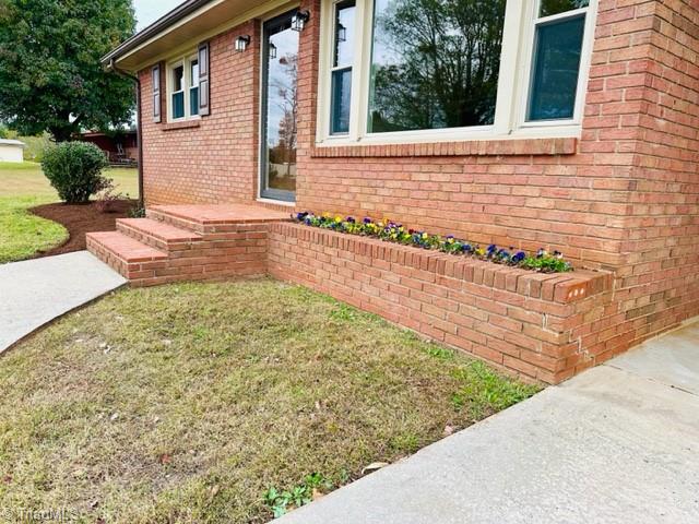 3028 Sparta Road North Wilkesboro, NC 28659 - Photo 7 of 24 Recent landscaping