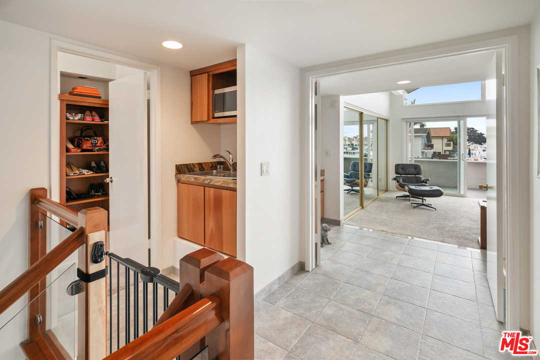 3810 West Hemlock Street Oxnard, CA 93035 - Photo 13 of 31