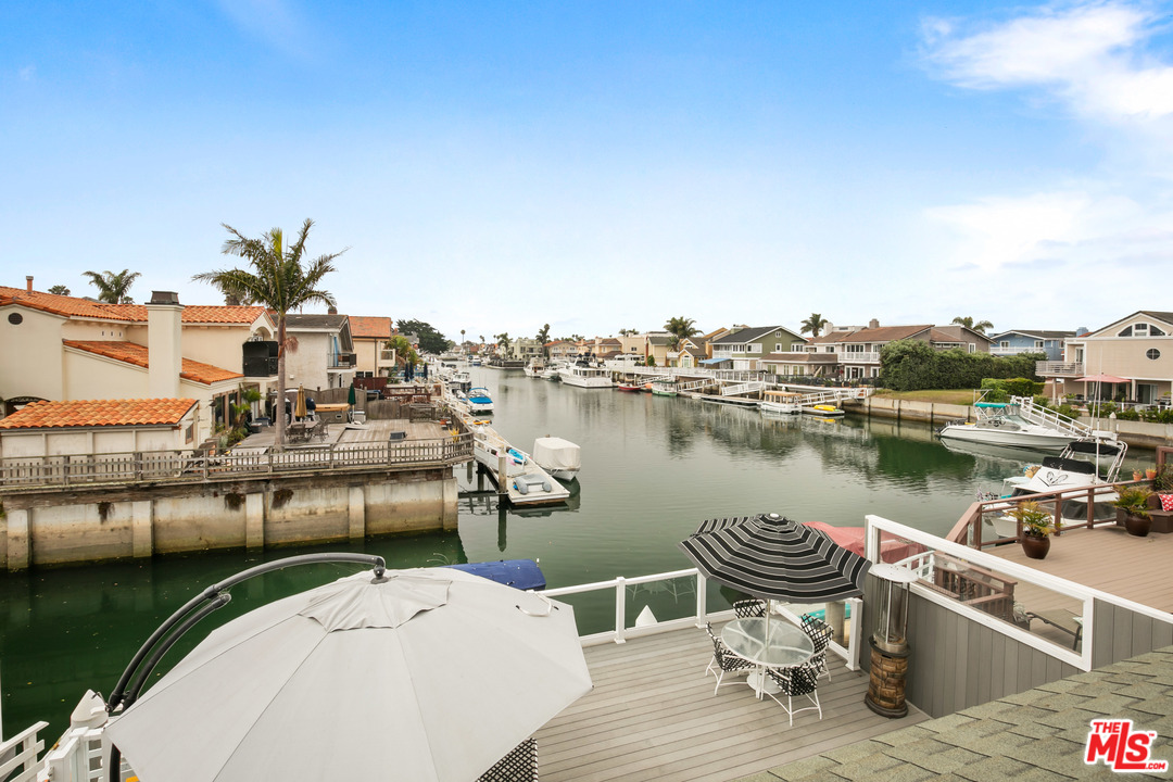 3810 West Hemlock Street Oxnard, CA 93035 - Photo 15 of 31