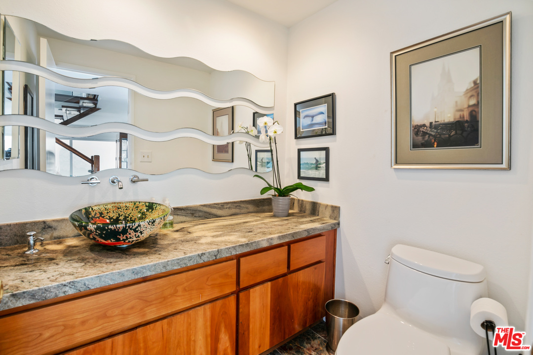 3810 West Hemlock Street Oxnard, CA 93035 - Photo 16 of 31