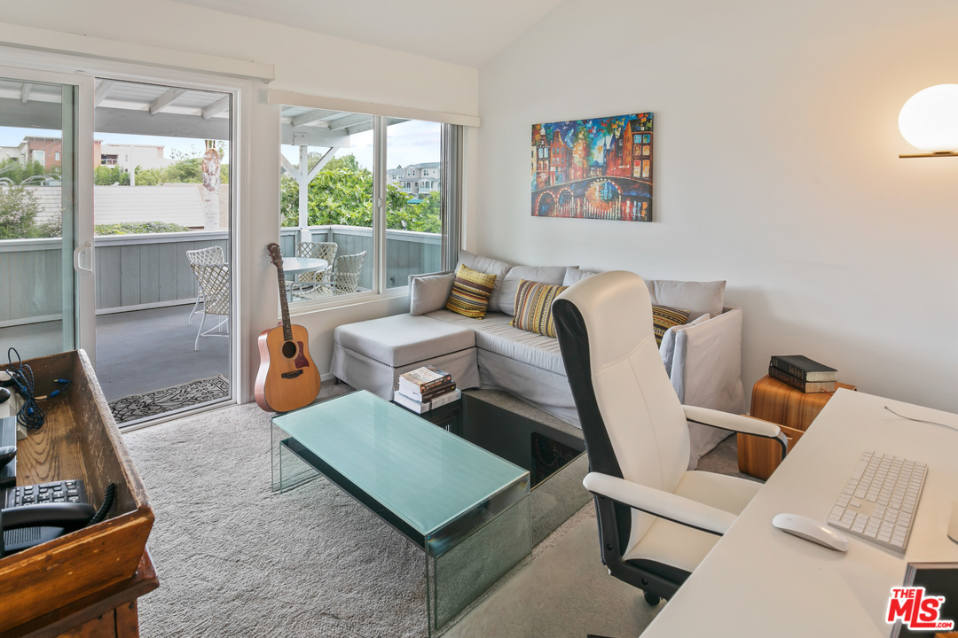 3810 West Hemlock Street Oxnard, CA 93035 - Photo 20 of 31