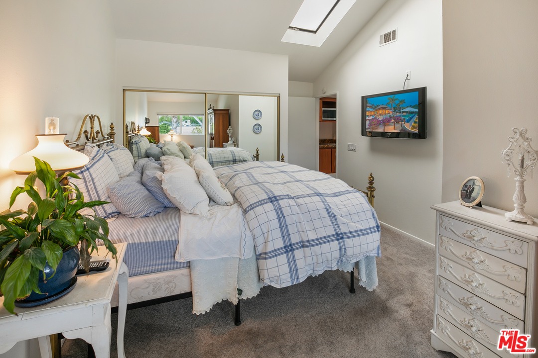 3810 West Hemlock Street Oxnard, CA 93035 - Photo 22 of 31