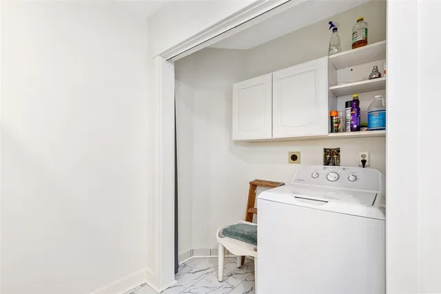 $2,825 | 31 Washington Street, Warren, RI 02885