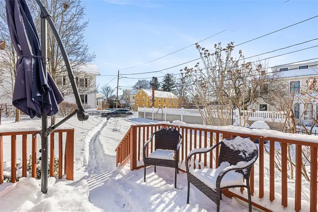 $2,825 | 31 Washington Street, Warren, RI 02885