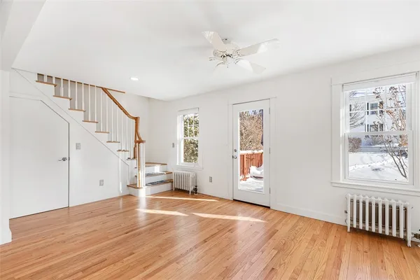 $2,825 | 31 Washington Street, Warren, RI 02885