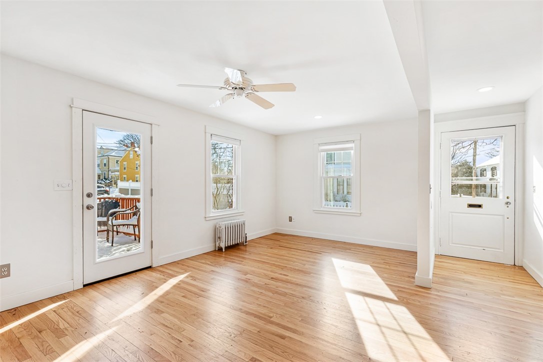 31 Washington Street Warren, RI 02885 - Photo 9 of 28