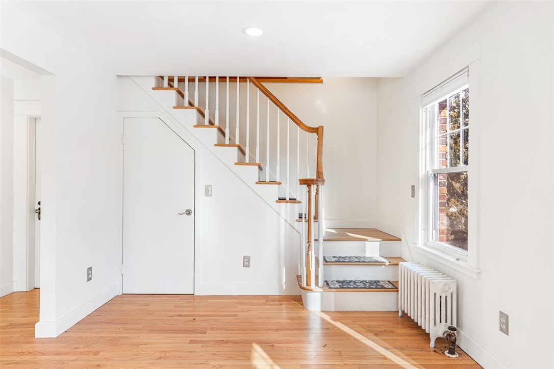 31 Washington Street Warren, RI 02885 - Photo 10 of 28