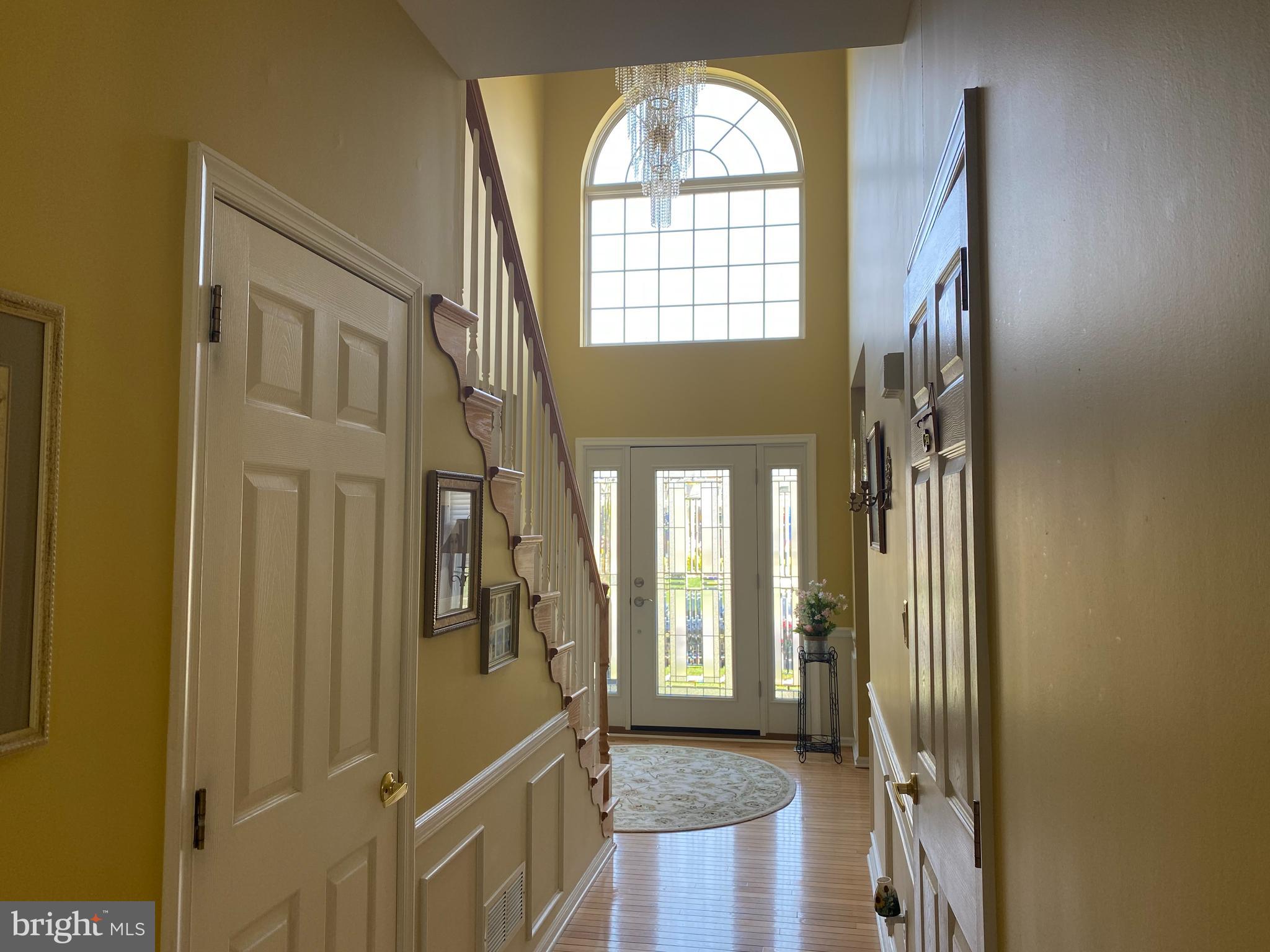 39 Normandy Road Marlton, NJ 08053 - Photo 3 of 23 Beautiful Foyer with natural sunlight