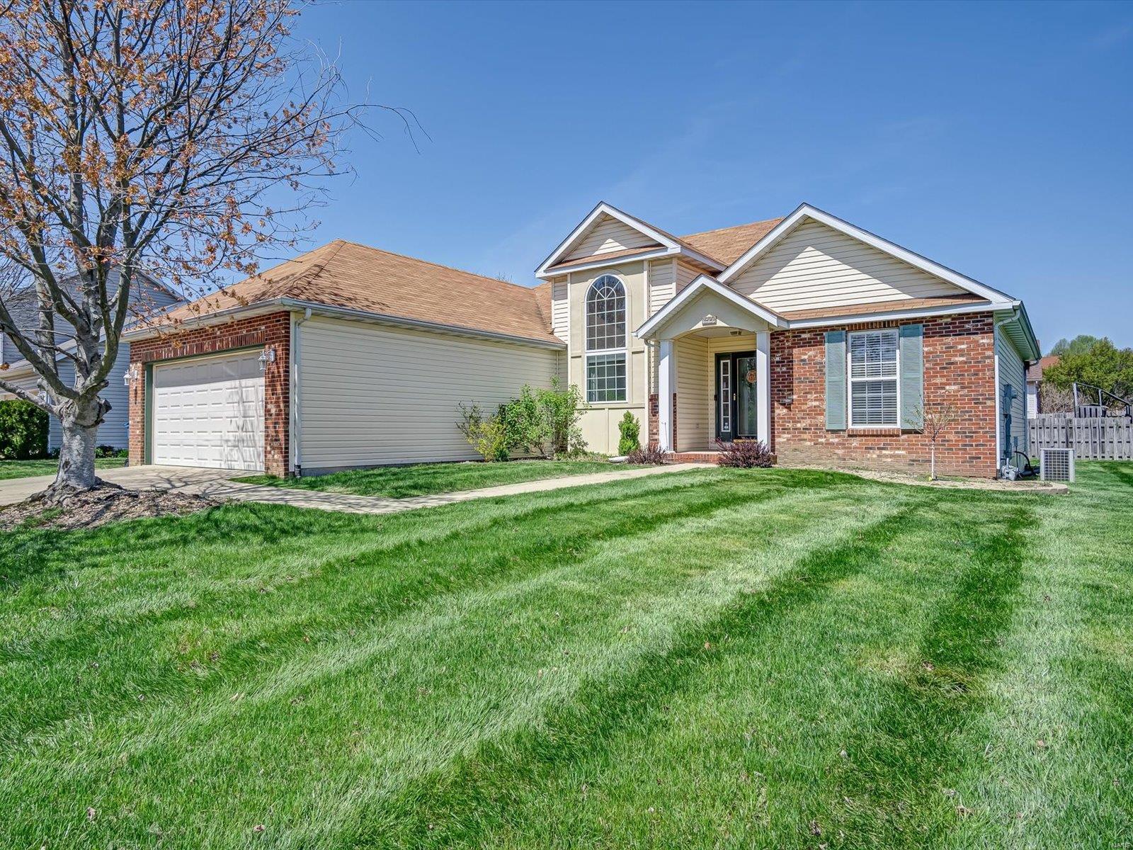 3223 Stonebridge Drive Shiloh, IL 62221 - Photo 2 of 27