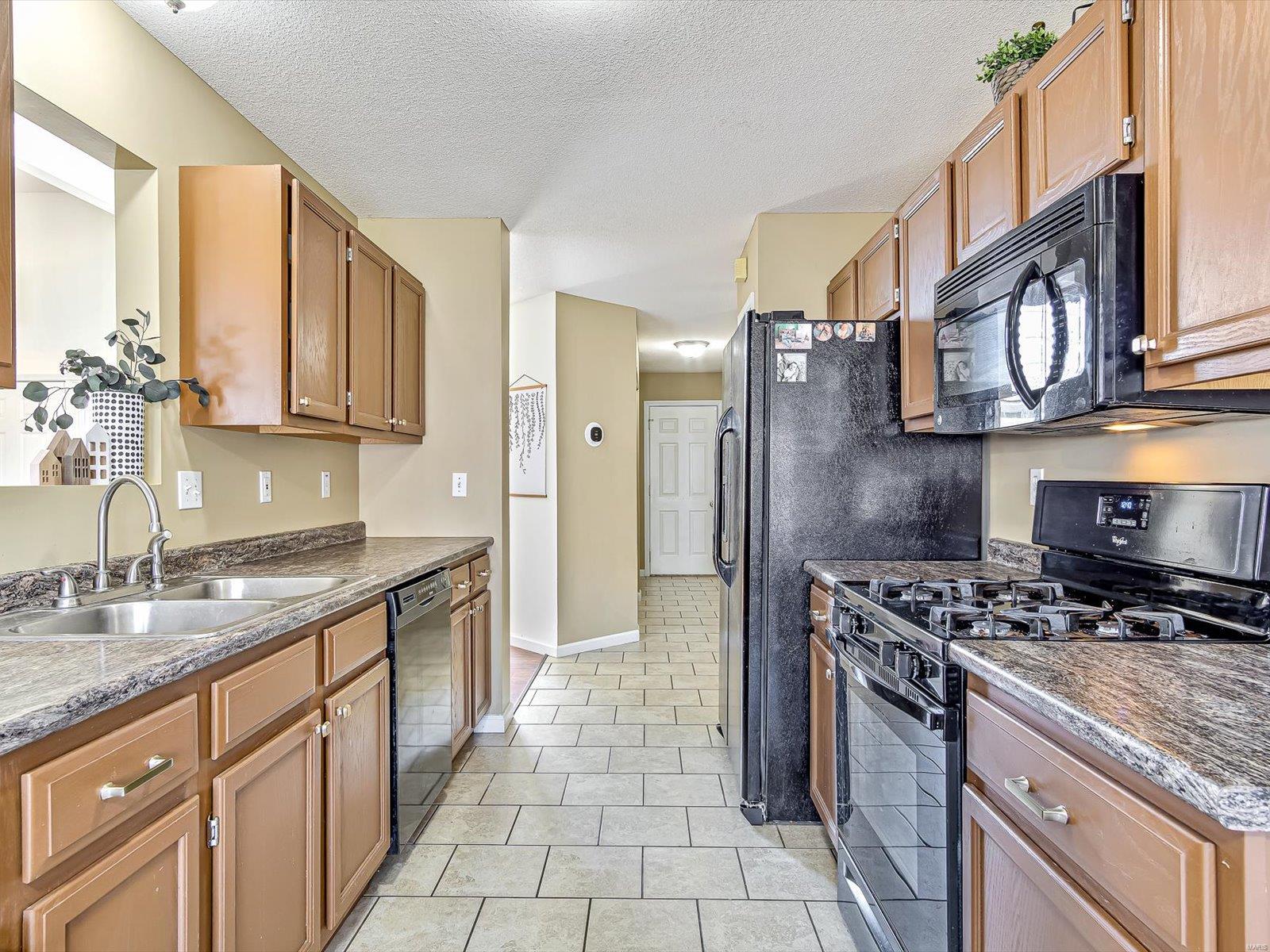 3223 Stonebridge Drive Shiloh, IL 62221 - Photo 8 of 27