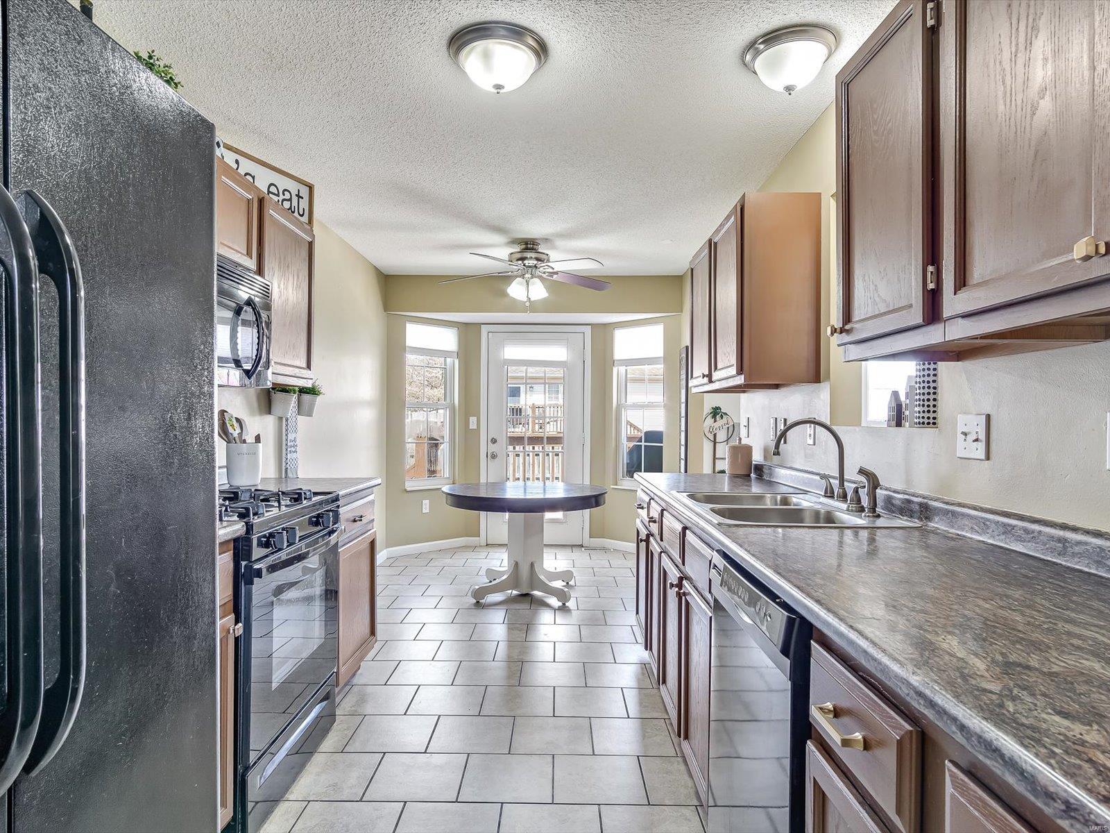 3223 Stonebridge Drive Shiloh, IL 62221 - Photo 9 of 27