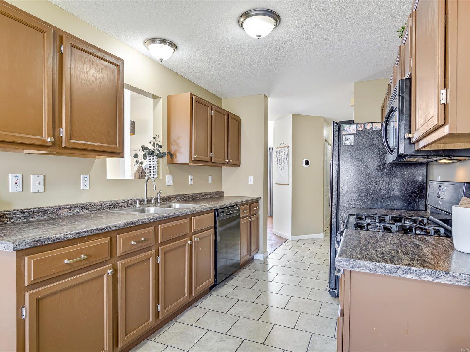 3223 Stonebridge Drive Shiloh, IL 62221 - Photo 10 of 27