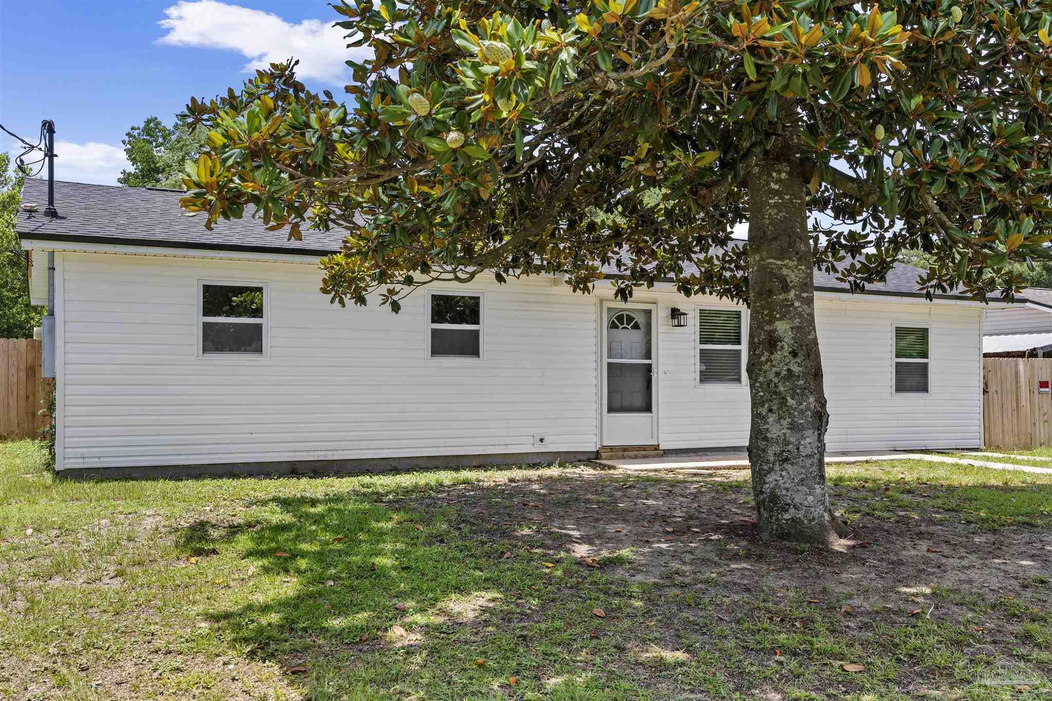 7328 Sachem Road Pensacola, FL 32506 - Photo 2 of 36 Gallery Image 2