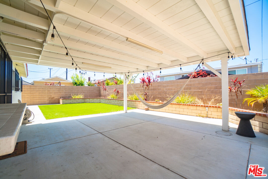 24613 Neptune Avenue Carson, CA 90745 - Photo 26 of 33 a view of a indoor swimming pool