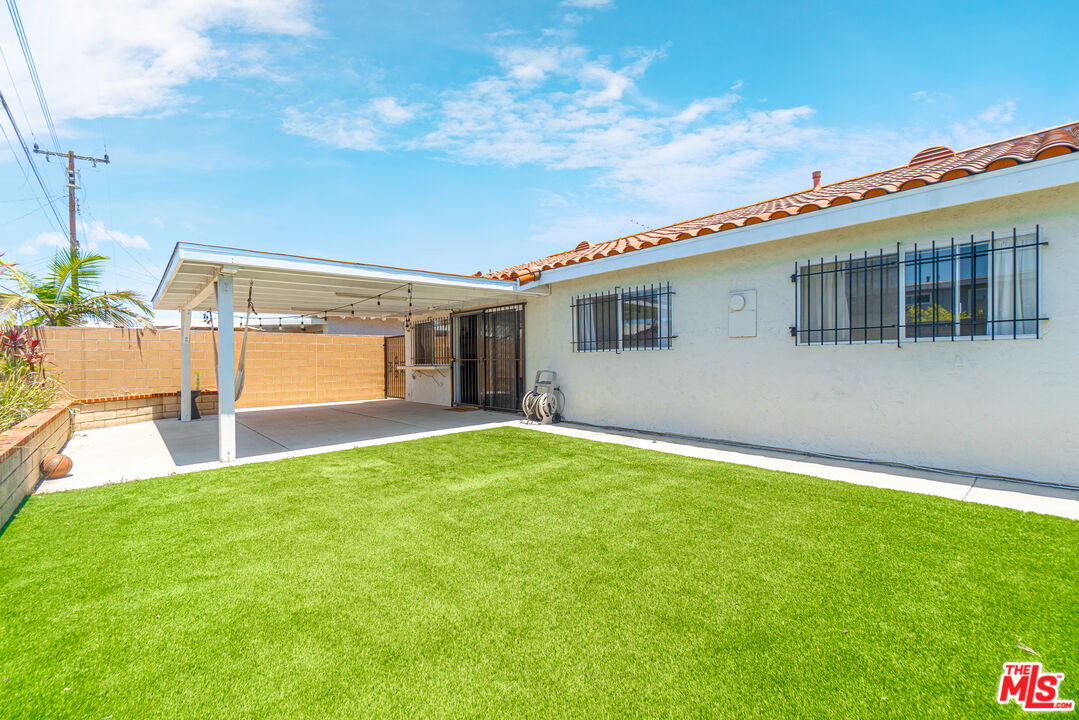24613 Neptune Avenue Carson, CA 90745 - Photo 29 of 33 a backyard with garden