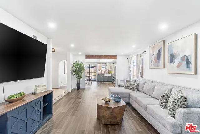 $799,999 | 24613 Neptune Avenue, Carson, CA 90745