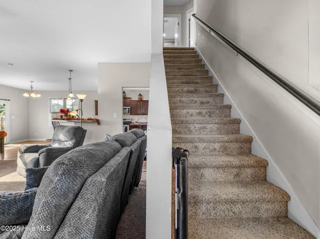 $300,000 | 226 Shell Rock Landing Road, Hubert, NC 28539