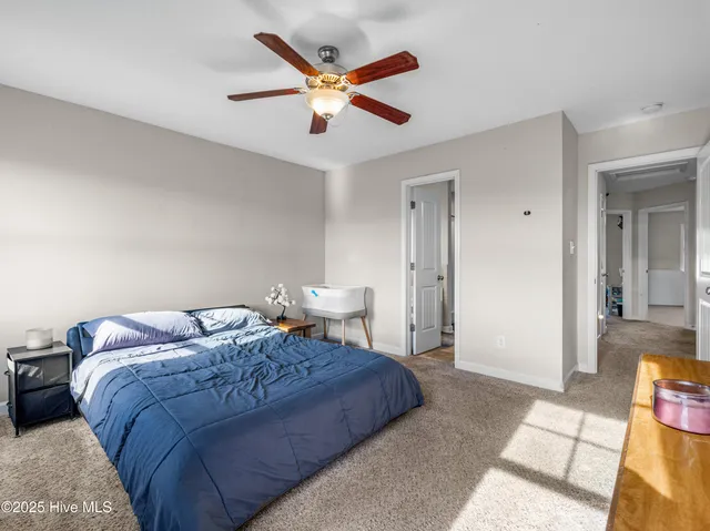 $300,000 | 226 Shell Rock Landing Road, Hubert, NC 28539