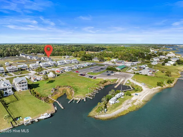 $300,000 | 226 Shell Rock Landing Road, Hubert, NC 28539